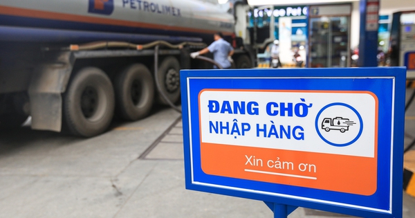 Giá xăng dầu hôm nay 3.9.2026: Xăng E10 chiều nay tăng bao nhiêu đồng một lít?