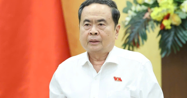 Chủ tịch Quốc hội: Không tạo thêm thủ tục, không đẩy khó cho người dân, doanh nghiệp