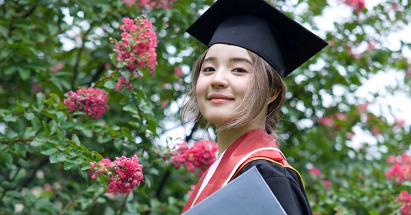 Với điểm GPA 4.46/4.5, nữ sinh Việt đạt thủ khoa kép tại Đại học Sejong, Hàn Quốc