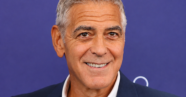 Tài tử George Clooney lo ngại AI và thương vụ trăm tỉ đô ở Hollywood