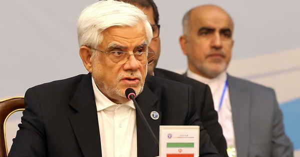 Iran cảnh báo Mỹ về 'những tháng đen tối sắp tới'