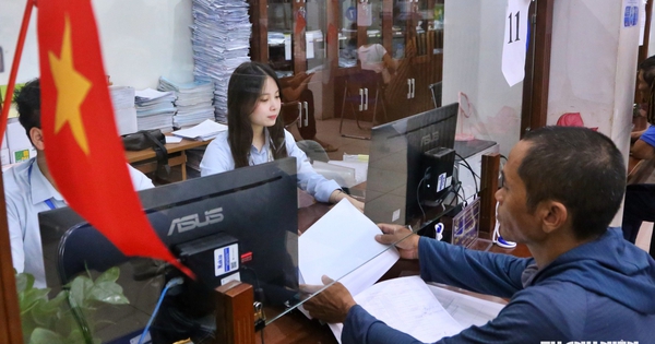 Khai thông năng lực chính quyền 2 cấp: Chiếc áo 'chật' về định biên ở cấp xã