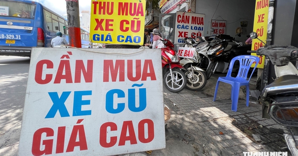 Xe máy đứng tên vợ, chồng, cha mẹ có phải xe không chính chủ?