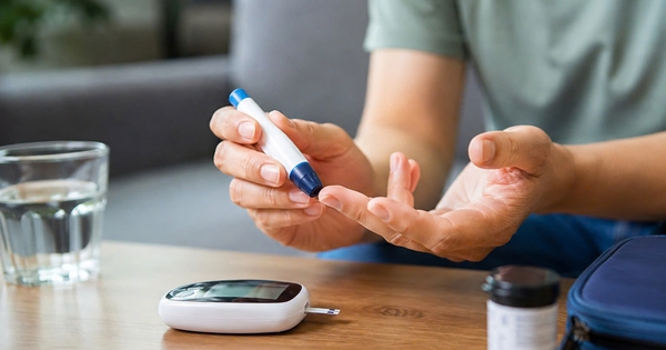 5 dấu hiệu cảnh báo đường huyết đang vượt tầm kiểm soát