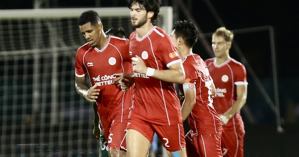 Cầu thủ Việt kiều tỏa sáng ở V-League, HLV Kim Sang-sik không còn lo nhân sự đội tuyển Việt Nam