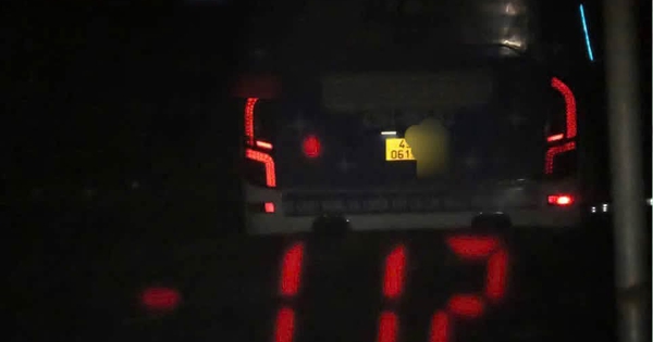 Xe khách phóng 112 km/giờ trên quốc lộ 1, CSGT tăng cường kiểm tra ban đêm