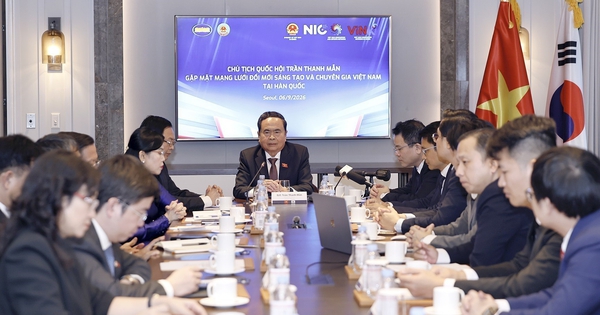 Chủ tịch Quốc hội Trần Thanh Mẫn gặp mặt chuyên gia Việt Nam tại Hàn Quốc