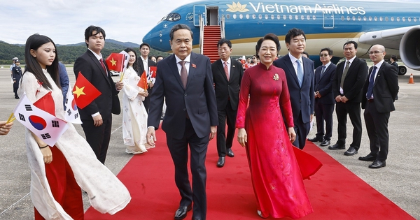 Chủ tịch Quốc hội Trần Thanh Mẫn và phu nhân bắt đầu thăm chính thức Hàn Quốc