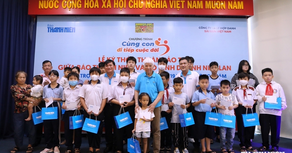 Những tấm lòng lặng lẽ chở che trẻ mồ côi