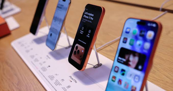 Apple đã tăng giá iPhone như thế nào trong gần hai thập kỷ?