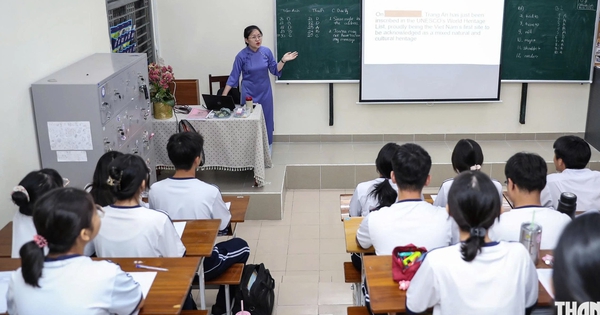 Tiếng Anh thành ngôn ngữ thứ hai trong trường học: Giải pháp nâng chất lượng giáo viên