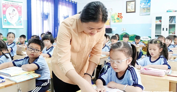 Bộ Nội vụ hướng dẫn tinh giản biên chế hiệu trưởng, phó hiệu trưởng sau sắp xếp