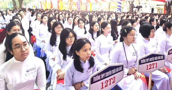 Tây Ninh cấm thu tiền đầu năm học ngay cả khi phụ huynh có đề xuất