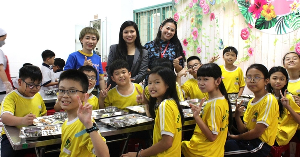 Quản lý bữa ăn bán trú ra sao sau sắp xếp trường học?