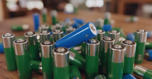 Phụ gia mới giúp pin lithium-ion giữ 95,6% dung lượng sau 1.000 lần sạc