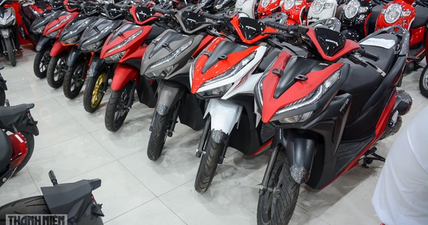 Bảng giá xe Honda Vario 2019 phiên bản 125150 đánh giá chi tiết   Motosaigon