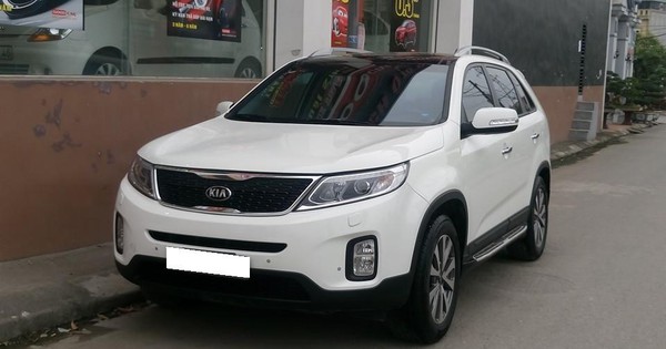 Kia New Sorento phiên bản mới ra mắt giá 873 triệu đồng