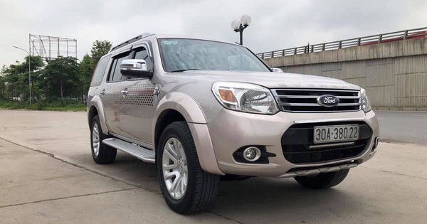 Ford Everest 2013 chạy có hao dầu  VnExpress