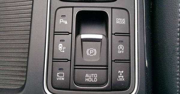 Các hãng xe nào trang bị chức năng Auto Hold trên xe của mình?
