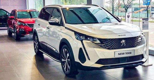 Giá xe Peugeot 3008 2018 tại Việt Nam SUV 5 chỗ của Pháp #6 Giá xe Peugeot 3008 2018 tại Việt Nam SUV 5 chỗ của Pháp