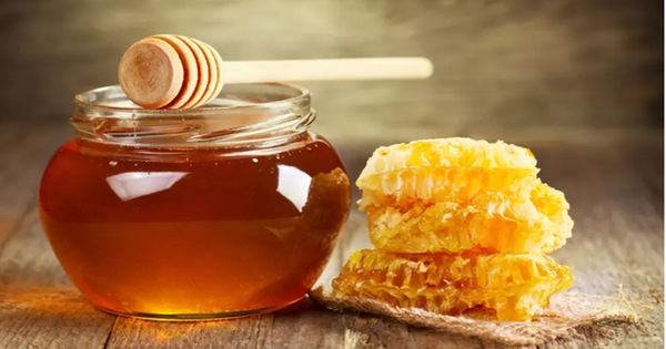 Mật ong có chứa chất béo không?