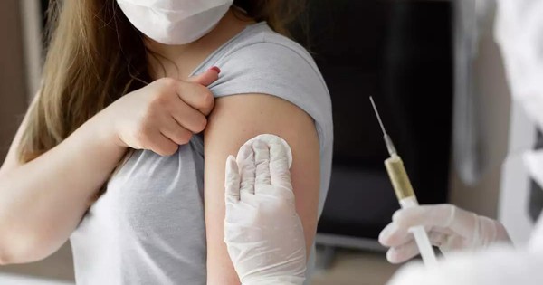 Tại sao phản ứng sau tiêm vắc xin Covid-19 có thể được coi là dấu hiệu có lợi?
