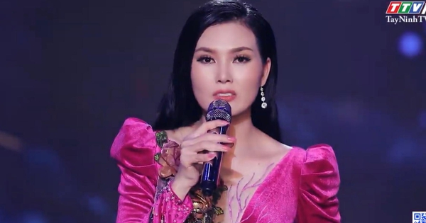 'Hoa hậu bolero' Kim Thoa tiết lộ lý do ly hôn sau 16 năm gắn bó