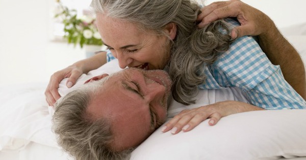 Tâm lý của đàn ông tuổi 65 khi đã kết hôn sẽ có sự thay đổi như thế nào?
