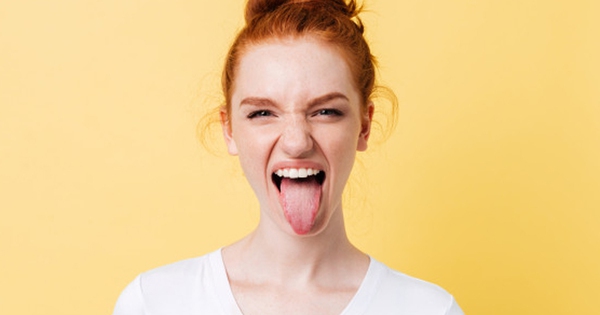 Lưỡi có đốm trắng là dấu hiệu của bệnh gì?
