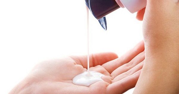 Tìm hiểu chất kem lotion là gì và ứng dụng của nó trong chăm sóc da