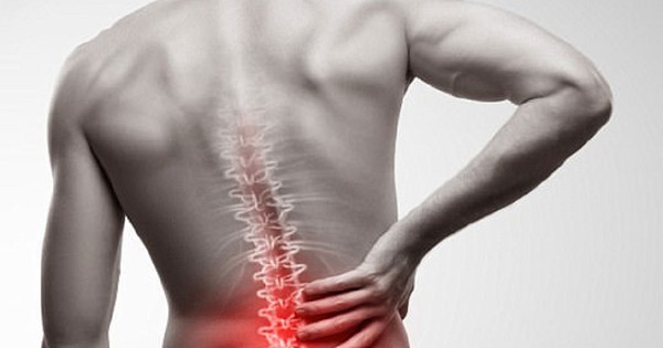 Các yếu tố tăng nguy cơ đau lưng ở người trẻ là gì?
