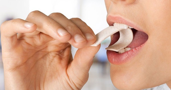 Khi ăn kẹo cao su, có nguy cơ bị dính ruột không?