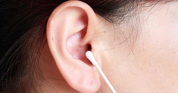 Nhiễm trùng và dị tật bẩm sinh có liên quan đến ráy tai không?
