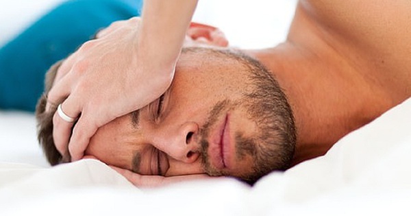 Nguyên nhân gây ra đau đầu sau khi ngủ trưa là gì?
