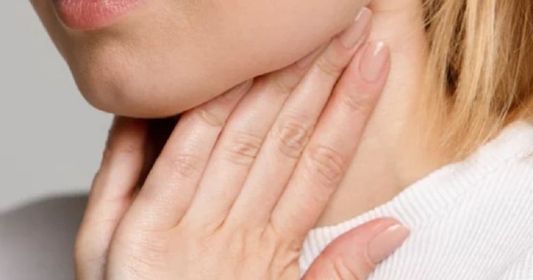 Có những phương pháp điều trị nào hiệu quả cho viêm hạch bạch huyết ở cổ?
