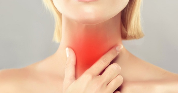 Những nguyên nhân nào gây ra đau họng khi ngủ dậy?