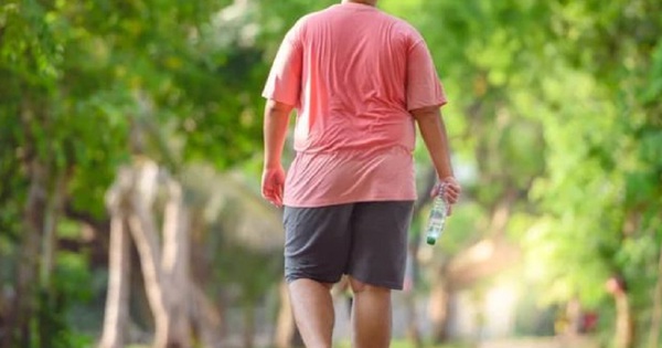 Có những biện pháp phòng ngừa trào ngược dạ dày khi sử dụng thuốc giảm cân?
