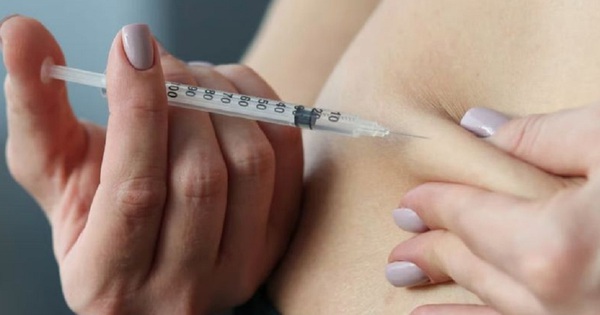 Có bao nhiêu loại insulin và mỗi loại insulin có thời gian tác dụng kéo dài bao lâu sau khi tiêm?
