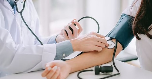 Những bệnh liên quan đến huyết áp cao và thấp?

