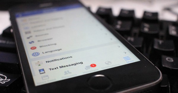 Cách khôi phục mật khẩu để truy cập vào tài khoản Facebook bị khóa khi không có số điện thoại?
