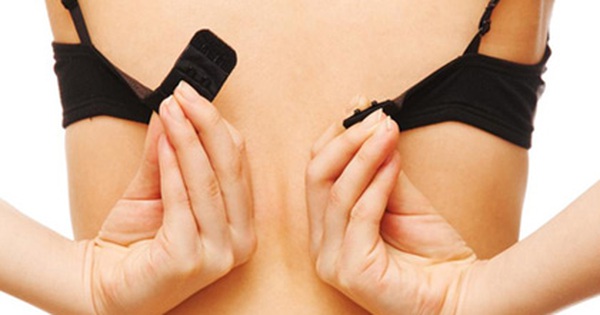 Có những phương pháp gì để ngăn ngừa mụn xuất hiện ở ngực?