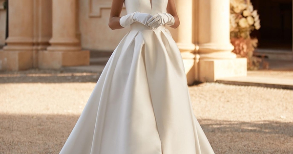 Thanh lịch, lãng mạn - váy cưới đơn giản được lòng các nàng dâu mùa cưới 2022