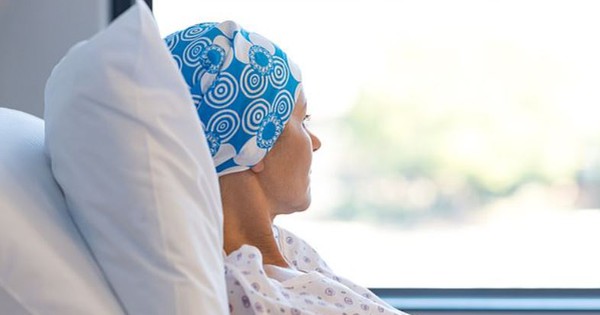 Tình trạng tâm lý thường gặp ở bệnh nhân ung thư giai đoạn cuối là gì?
