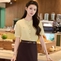 Màu vàng bơ, gam màu thu dịu dàng qua cách phối hiện đại, trẻ trung