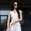 Mặc đẹp không khó với jumpsuit tôn dáng mùa hè