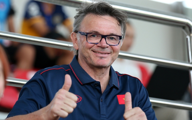 HLV Philippe Troussier từng 'rất thất vọng' khi còп dẫп dắt U.19 Việt Nam