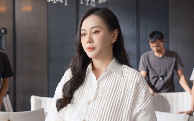 Phương Oanh bị dân mạng 'tấn công'