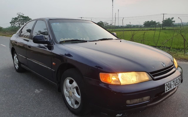 Mua xe Honda Accord 1996 giá hấp dẫn tại TpHCM tháng 7