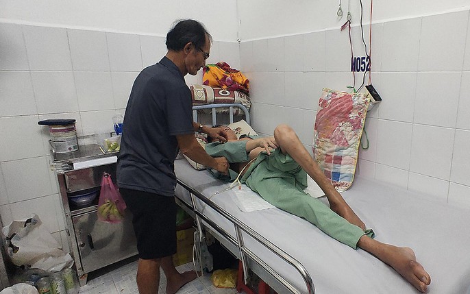 Nằm viện: tin tức, hình ảnh, video, bình luận mới nhất