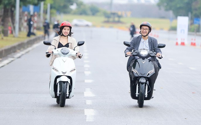 Kon Tum Học sinh lớp 8 tự chế xe đạp thành xe đạp điện tự sạc
